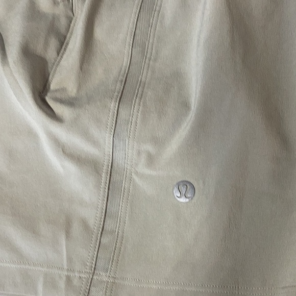 Lululemon pace rival short - Picture 6 of 14